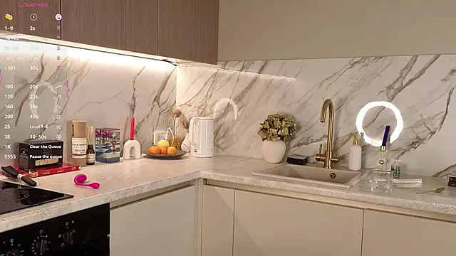 Snapshot of MorteBelle chatting on November 6, 2025, 6:17 am MorteBelle online show from November 6, 2025, 6:17 am