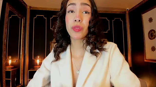 aitana johns online show from December 16, 2025, 12:20 pm