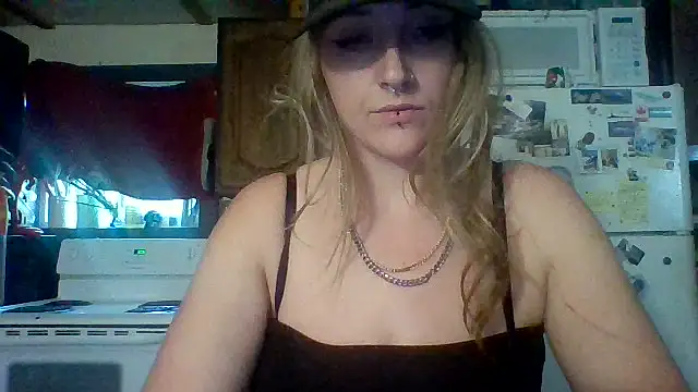 cutiekayls online show from July 26, 2026, 9:11 pm