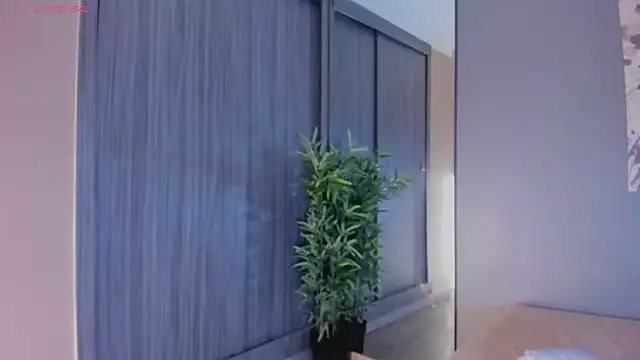 HelenaCole- online show from February 7, 2026, 1:30 pm