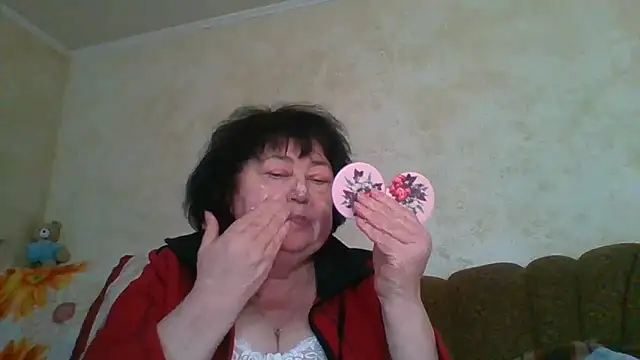 Snapshot of MilaSky5303 chatting on February 11, 2026, 12:16 pm MilaSky5303 online show from February 11, 2026, 12:16 pm