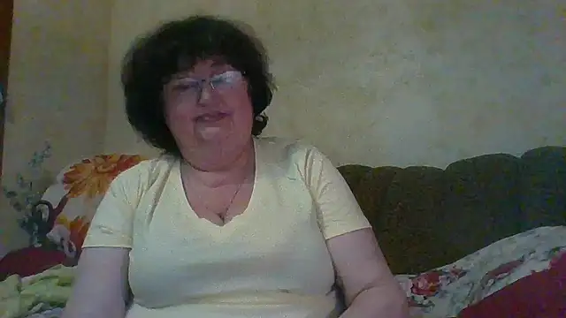 Snapshot of MilaSky5303 chatting on January 7, 2026, 2:22 pm MilaSky5303 online show from January 7, 2026, 2:22 pm