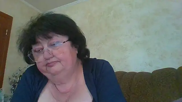 Snapshot of MilaSky5303 chatting on April 1, 2026, 1:12 pm MilaSky5303 online show from April 1, 2026, 1:12 pm