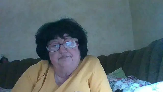 Snapshot of MilaSky5303 chatting on November 7, 2025, 11:48 am MilaSky5303 online show from November 7, 2025, 11:48 am