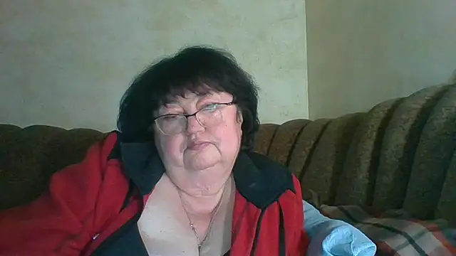 Snapshot of MilaSky5303 chatting on February 9, 2026, 10:08 pm MilaSky5303 online show from February 9, 2026, 10:08 pm