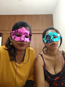 Snapshot of your_chandni04 chatting on September 24, 2025, 8:43 am your chandni04 online show from September 24, 2025, 8:43 am