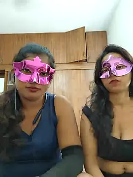 Snapshot of your_chandni04 chatting on October 7, 2025, 8:15 am your chandni04 online show from October 7, 2025, 8:15 am