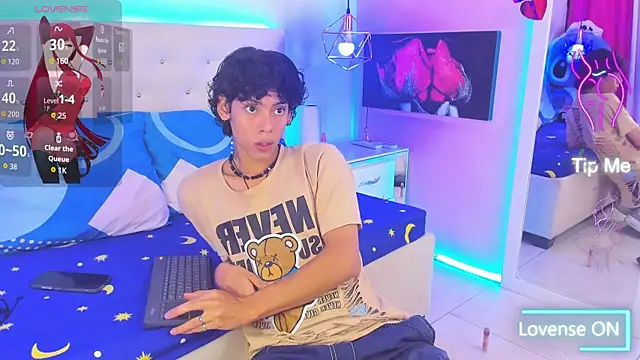 Snapshot of Thedoll_ethan7 chatting on November 1, 2025, 4:34 pm Thedoll ethan7 online show from November 1, 2025, 4:34 pm