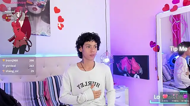 Snapshot of Thedoll_ethan7 chatting on September 25, 2025, 7:53 pm Thedoll ethan7 online show from September 25, 2025, 7:53 pm