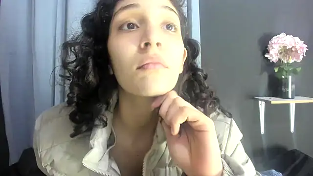 TeensNews18 online show from November 15, 2025, 12:14 am