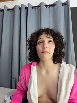 TeensNews18 online show from February 11, 2026, 11:26 pm