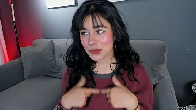 flower smith  online show from February 5, 2026, 11:39 am