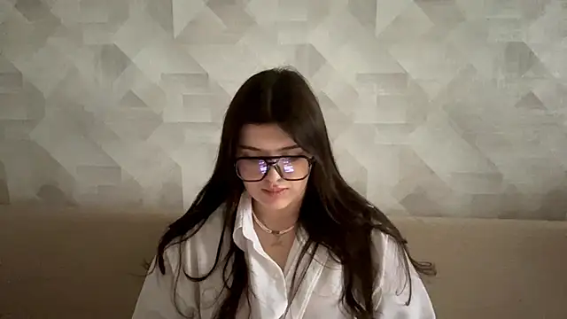 CarylWeatherholtz online show from October 26, 2025, 1:55 pm