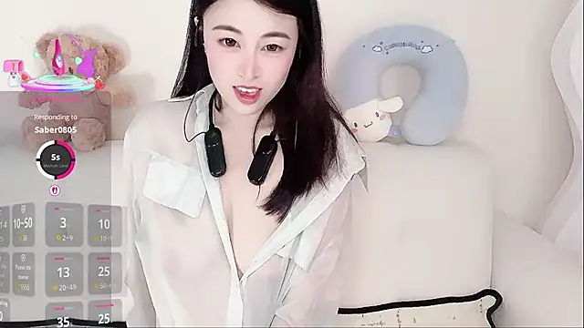 LuLu-Moon online show from September 18, 2025, 6:05 am