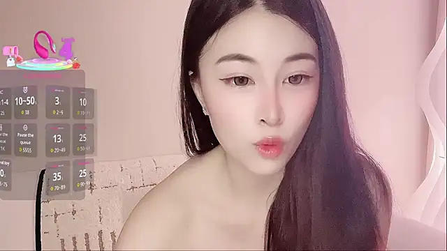 LuLu-Moon online show from September 11, 2025, 2:06 pm