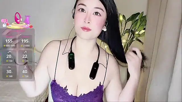 Snapshot of LuLu-Moon chatting on February 11, 2026, 1:00 pm LuLu-Moon online show from February 11, 2026, 1:00 pm