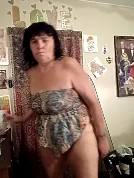 Snapshot of Bored_Grandma chatting on May 5, 2026, 9:01 am Bored Grandma online show from May 5, 2026, 9:01 am