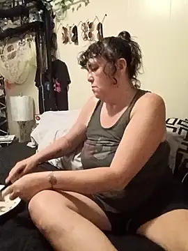 Snapshot of Bored_Grandma chatting on May 18, 2026, 2:55 am Bored Grandma online show from May 18, 2026, 2:55 am
