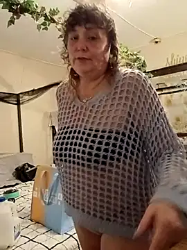 Snapshot of Bored_Grandma chatting on April 11, 2026, 4:31 am Bored Grandma online show from April 11, 2026, 4:31 am