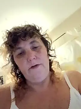 Snapshot of Bored_Grandma chatting on April 2, 2026, 5:25 am Bored Grandma online show from April 2, 2026, 5:25 am