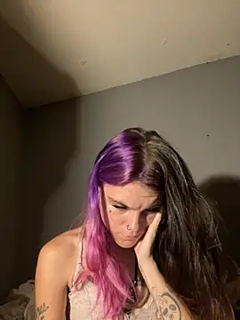 ittybittymeryssa online show from November 6, 2025, 1:48 pm