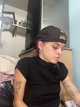 ittybittymeryssa online show from December 18, 2025, 10:46 pm