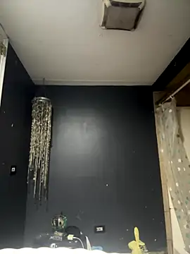 ittybittymeryssa online show from November 25, 2025, 5:08 am