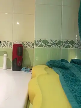 Snapshot of Dickii21 chatting on October 5, 2025, 3:25 pm Dickii21 online show from October 5, 2025, 3:25 pm