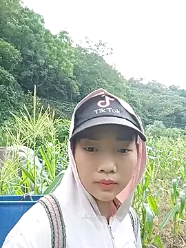 Ananine online show from October 16, 2025, 6:54 am