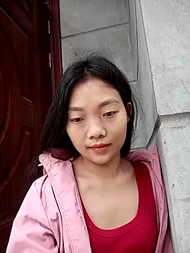 Snapshot of Ananine chatting on April 27, 2026, 11:58 pm Ananine online show from April 27, 2026, 11:58 pm