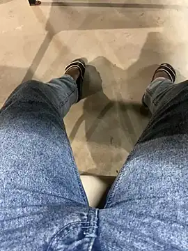 Snapshot of Senurak99 chatting on September 11, 2025, 2:06 pm Senurak99 online show from September 11, 2025, 2:06 pm