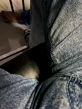 Snapshot of Senurak99 chatting on September 23, 2025, 8:32 am Senurak99 online show from September 23, 2025, 8:32 am