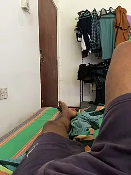 Snapshot of Senurak99 chatting on September 20, 2025, 7:35 am Senurak99 online show from September 20, 2025, 7:35 am