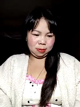 lusy-00 online show from November 26, 2025, 1:33 pm