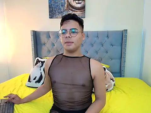 stewart mateo  online show from November 30, 2025, 9:15 pm