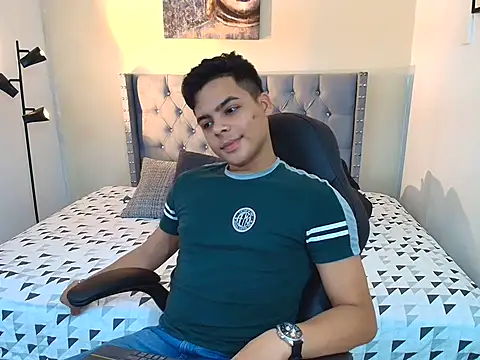 stewart mateo  online show from September 22, 2025, 2:06 am