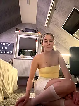 miaistlive online show from September 30, 2025, 9:43 pm