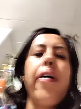 Snapshot of Queen_Ashly chatting on September 24, 2025, 3:13 am Queen Ashly online show from September 24, 2025, 3:13 am