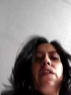 Snapshot of Queen_Ashly chatting on September 26, 2025, 2:40 am Queen Ashly online show from September 26, 2025, 2:40 am