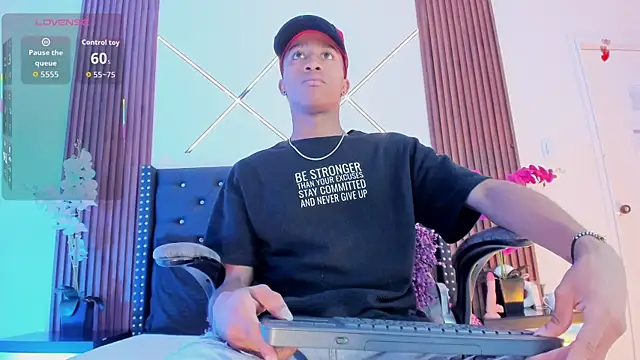 SammyAdams  online show from October 22, 2025, 12:48 pm