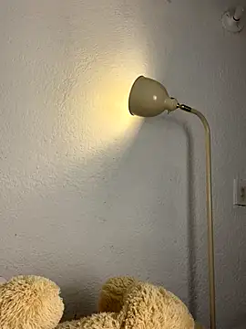 Snapshot of NicoleLeinn chatting on October 8, 2025, 6:26 am NicoleLeinn online show from October 8, 2025, 6:26 am