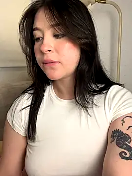 Snapshot of NicoleLeinn chatting on September 28, 2025, 8:27 pm NicoleLeinn online show from September 28, 2025, 8:27 pm