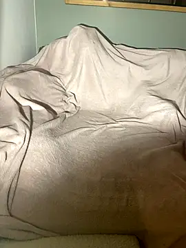 Snapshot of sexesensuellesansinterdit chatting on October 19, 2025, 9:06 pm sexesensuellesansinterdit online show from October 19, 2025, 9:06 pm