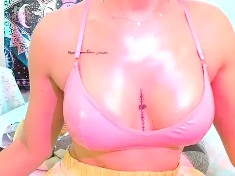 lilithxy online show from September 19, 2025, 4:44 pm