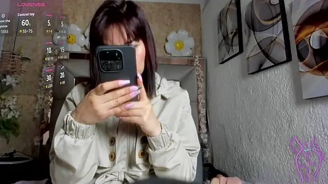 Snapshot of Candy_Hott7 chatting on November 1, 2025, 2:55 pm Candy Hott7 online show from November 1, 2025, 2:55 pm