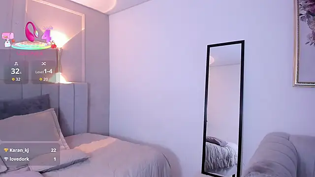 Snapshot of victoria_bourne chatting on November 23, 2025, 12:15 pm victoria bourne online show from November 23, 2025, 12:15 pm