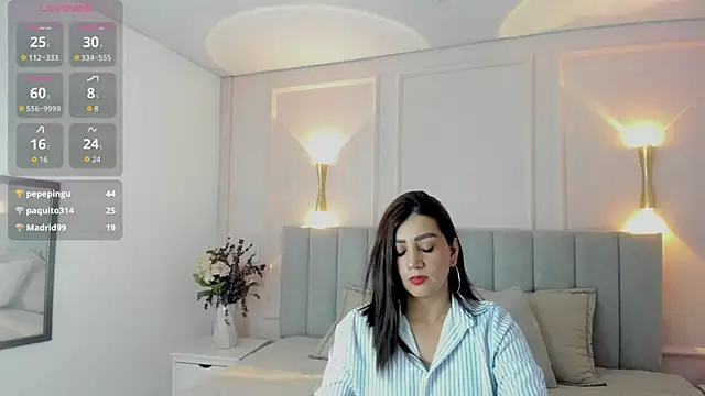 Snapshot of victoria_bourne chatting on April 8, 2026, 7:15 pm victoria bourne online show from April 8, 2026, 7:15 pm