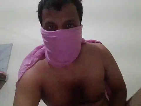 Snapshot of Littledgg20 chatting on May 26, 2026, 1:53 pm Littledgg20 online show from May 26, 2026, 1:53 pm
