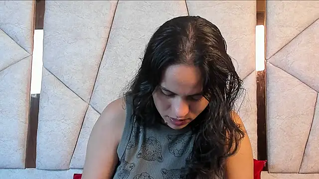 Maddy-Johnson- online show from September 19, 2025, 4:27 am