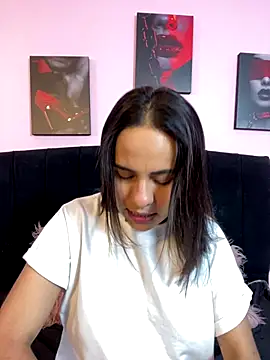 Maddy-Johnson- online show from September 29, 2025, 7:30 pm